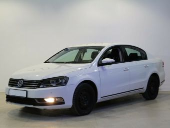 Volkswagen Passat, 1.4 л, РКПП, 2012 фото 3