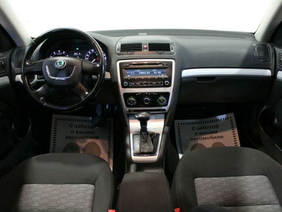 Skoda Octavia, 1.8 л, АТ, 2012 фото 1