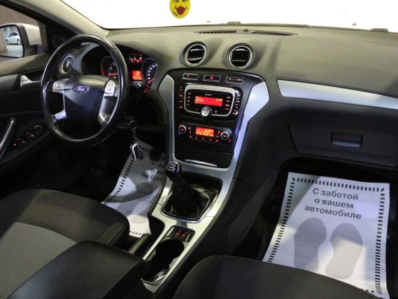Ford Mondeo, 2.0 л, МТ, 2012 фото 7