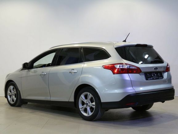 Ford Focus, 1.6 л, Робот, 2013 фото 6