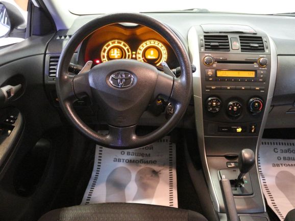 Toyota Corolla, 1.6 л, АТ, 2008 фото 2
