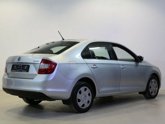 Skoda Rapid, 1.2 л, МТ, 2014 фото 5