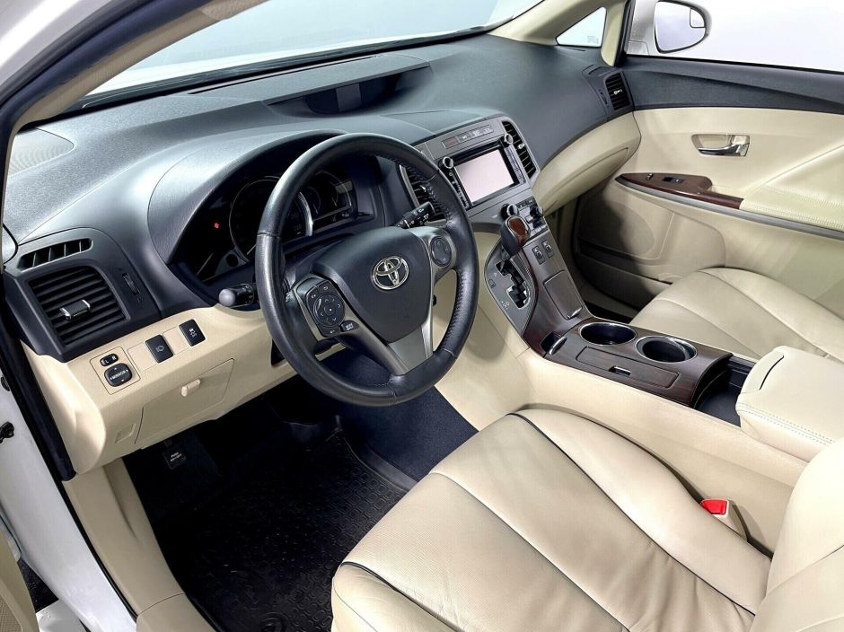 Toyota Venza, 2.7 л, АТ, 2015 фото 7
