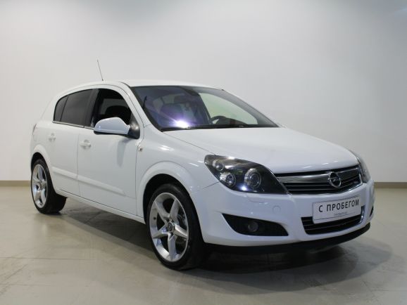 Opel Astra, 1.6 л, Робот, 2011 фото 4
