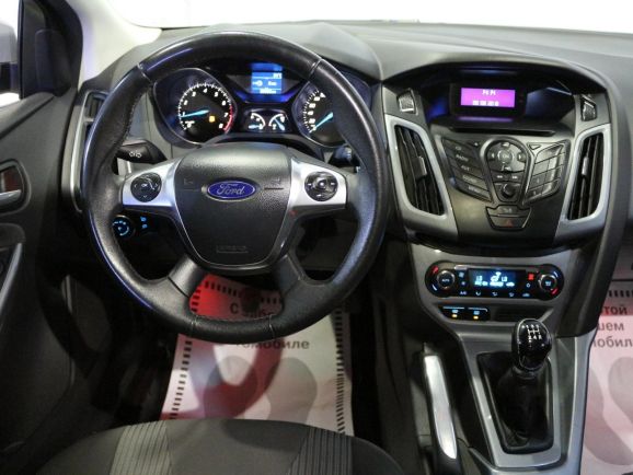 Ford Focus, 1.6 л, МТ, 2013 фото 2