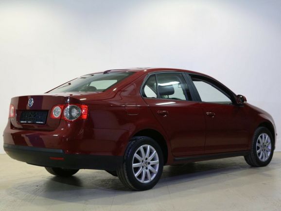 Volkswagen Jetta, 1.6 л, АТ, 2010 фото 5