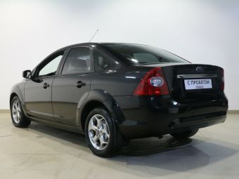 Ford Focus Ghia, 2.0 л, АКПП, 2010 фото 6