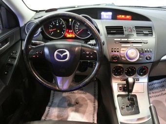 Mazda 3, 1.6 л, АКПП, 2010 фото 2