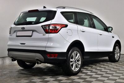 Ford Kuga, 2.5 л, АКПП, 2017 фото 6