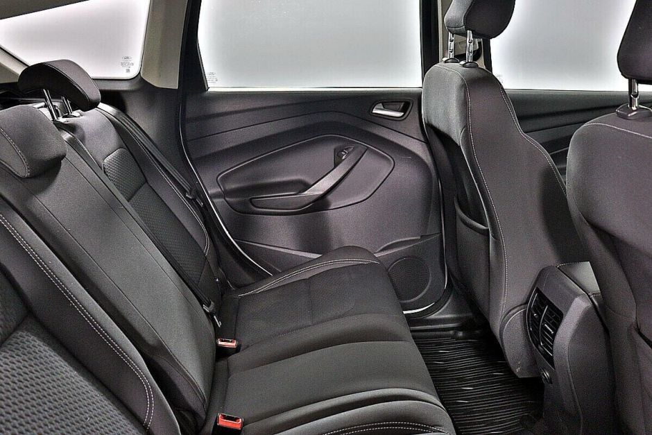 Ford Kuga, 2.5 л, АТ, 2017 фото 8