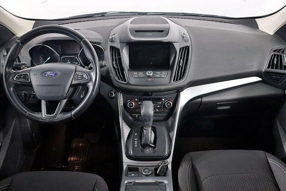 Ford Kuga, 2.5 л, АТ, 2017 фото 9