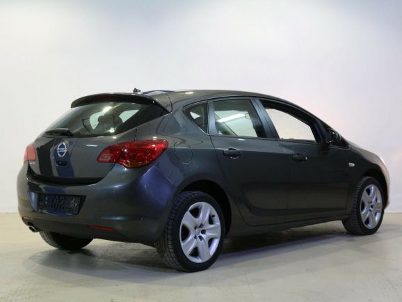 Opel Astra, 1.4 л, АТ, 2011 фото 5