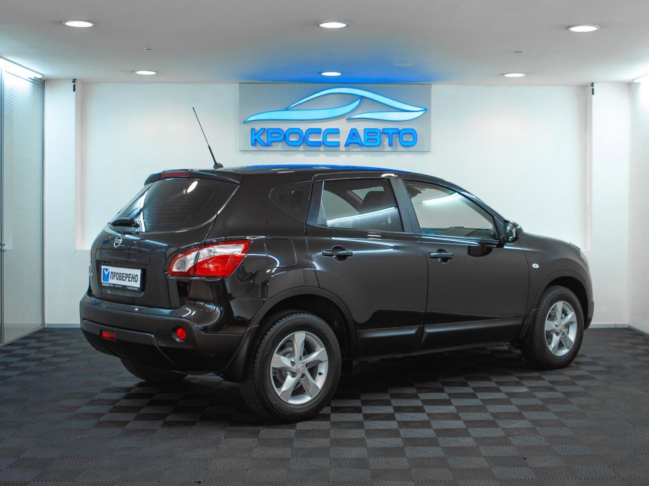 Nissan Qashqai, 2.0 л, Вариатор, 2011 фото 4