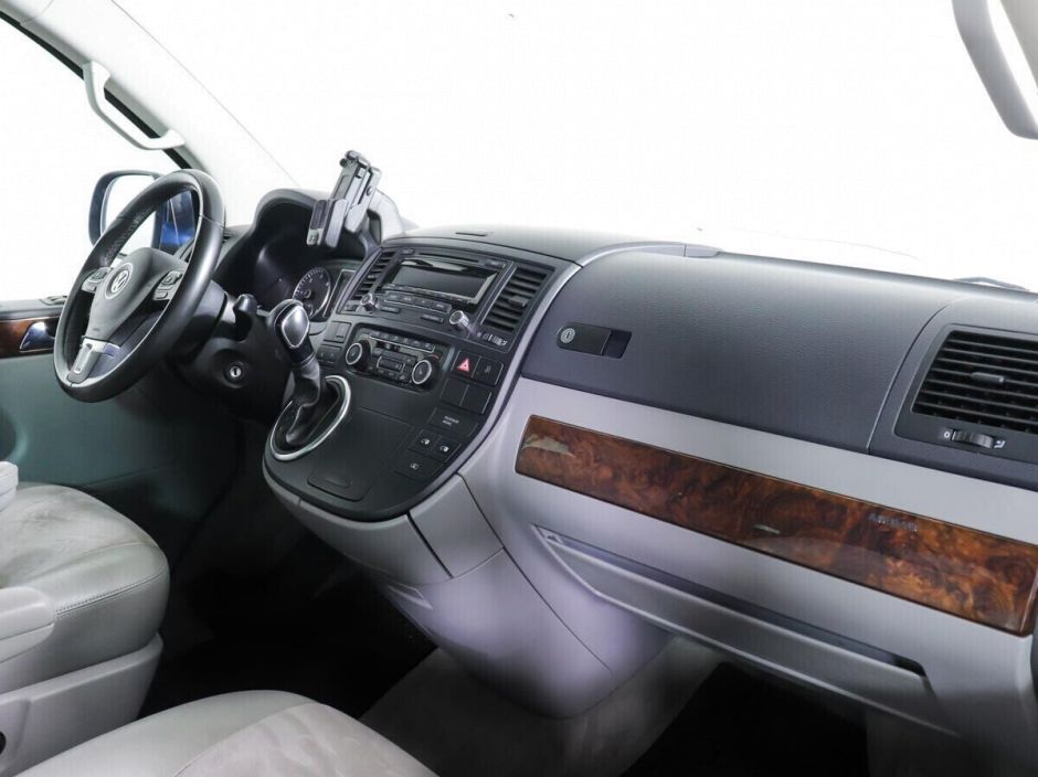 Volkswagen Multivan, 2.0 л, Робот, 2013 фото 8