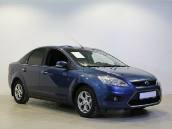 Ford Focus, 1.6 л, МКПП, 2010 фото 4