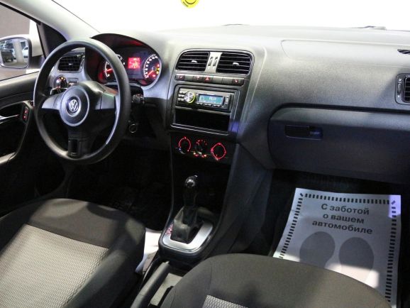 Volkswagen Polo, 1.6 л, АТ, 2011 фото 7