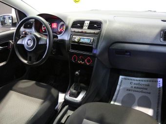 Volkswagen Polo, 1.6 л, АКПП, 2011 фото 7