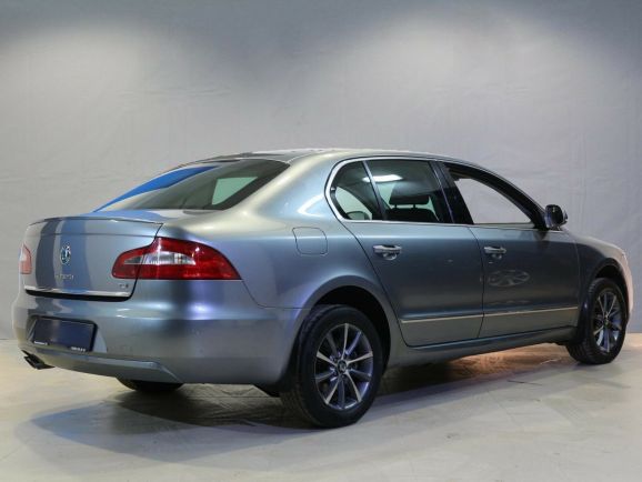 Skoda Superb, 1.8 л, АТ, 2012 фото 6