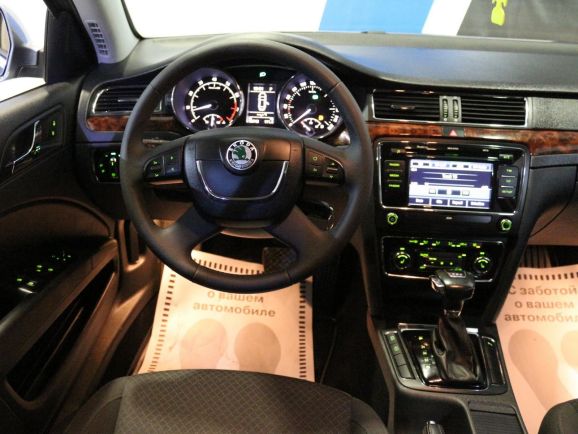 Skoda Superb, 1.8 л, АТ, 2012 фото 2
