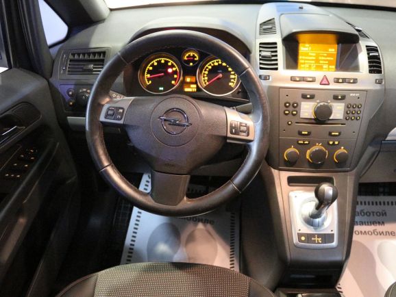 Opel Zafira, 1.8 л, Робот, 2008 фото 2