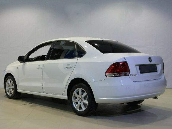 Volkswagen Polo, 1.6 л, АТ, 2015 фото 6