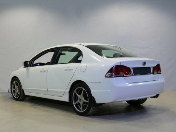 Honda Civic, 1.8 л, МТ, 2009 фото 6