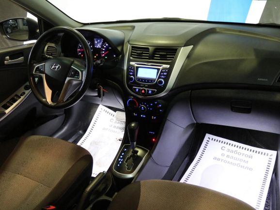Hyundai Solaris, 1.6 л, АТ, 2014 фото 7
