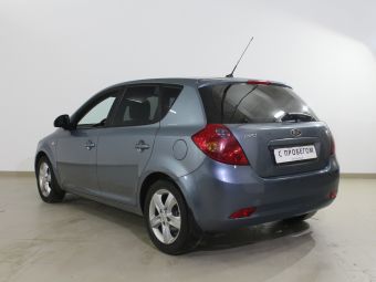 Kia Ceed, 1.6 л, АКПП, 2010 фото 6