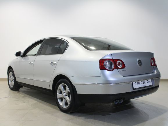 Volkswagen Passat, 2.0 л, Робот, 2008 фото 6