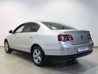 Volkswagen Passat, 2.0 л, РКПП, 2008 фото 6