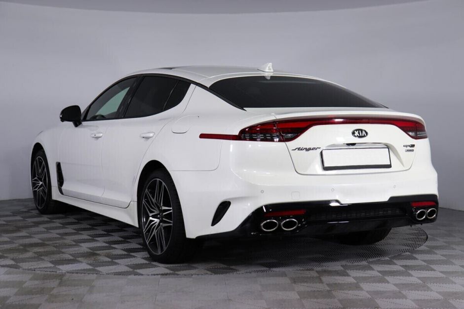 Kia Stinger, 2.0 л, АТ, 2021 фото 6