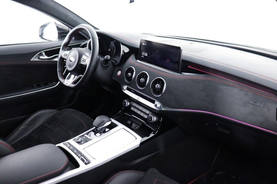 Kia Stinger, 2.0 л, АТ, 2021 фото 9