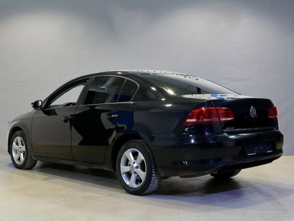 Volkswagen Passat, 1.4 л, Робот, 2011 фото 6