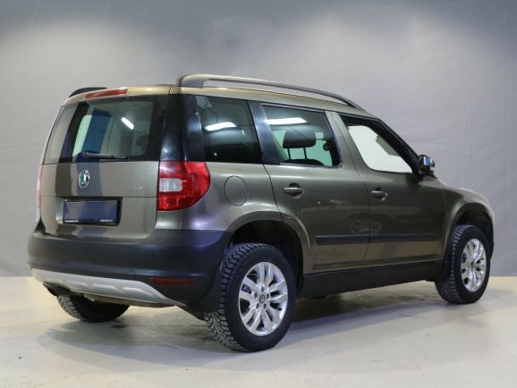 Skoda Yeti, 1.2 л, Робот, 2011 фото 5