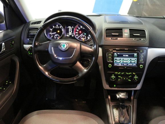 Skoda Yeti, 1.2 л, Робот, 2011 фото 2