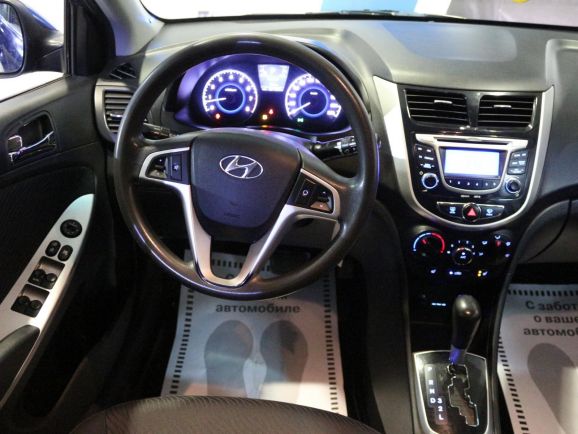 Hyundai Solaris, 1.6 л, АТ, 2013 фото 2