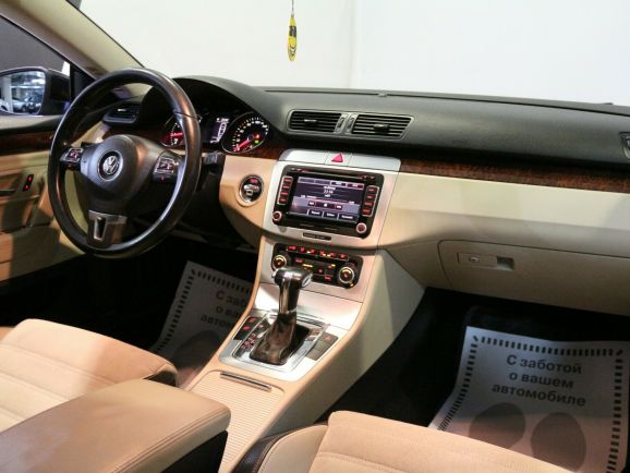 Volkswagen Passat CC, 1.8 л, Робот, 2009 фото 7