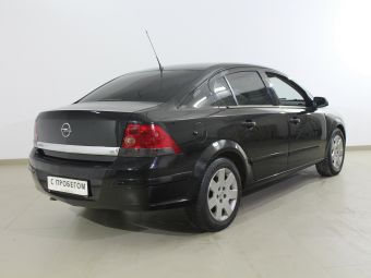 Opel Astra, 1.8 л, АКПП, 2011 фото 5