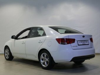 Kia Cerato, 1.6 л, АКПП, 2011 фото 6