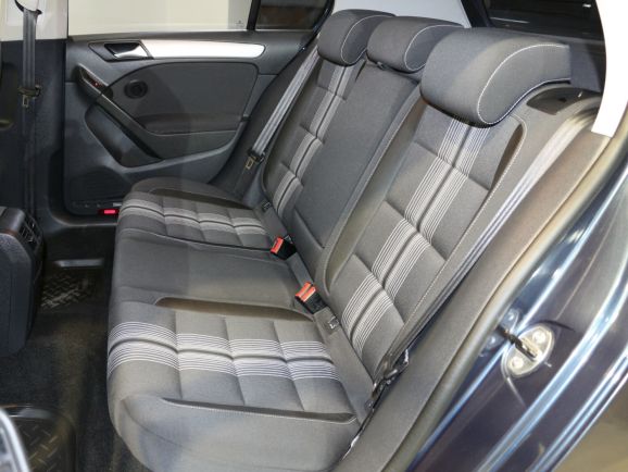 Volkswagen Golf, 1.4 л, Робот, 2011 фото 7