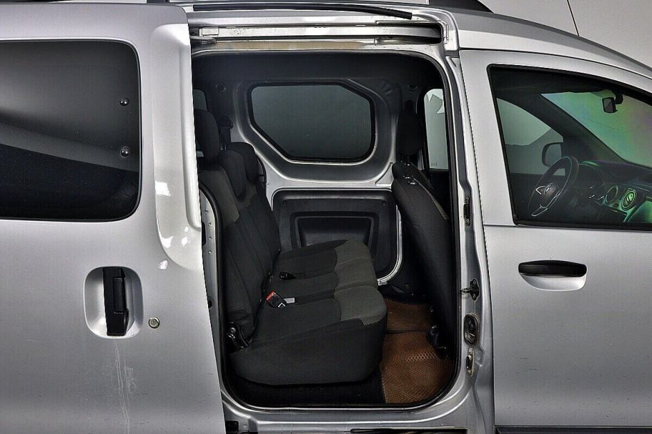 Renault Dokker, 1.6 л, МТ, 2018 фото 8