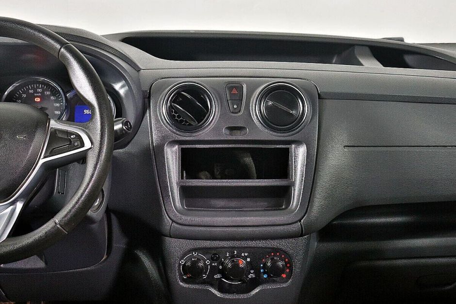 Renault Dokker, 1.6 л, МТ, 2018 фото 2