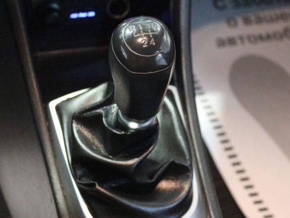 Hyundai Solaris Comfort, 1.6 л, МТ, 2013 фото 2