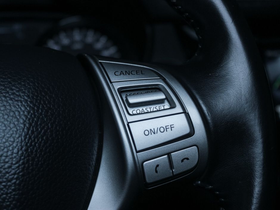 Nissan Qashqai, 2.0 л, Вариатор, 2014 фото 11