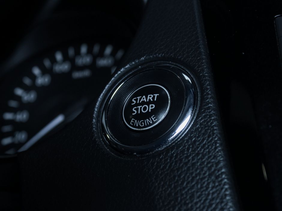 Nissan Qashqai, 2.0 л, Вариатор, 2014 фото 12