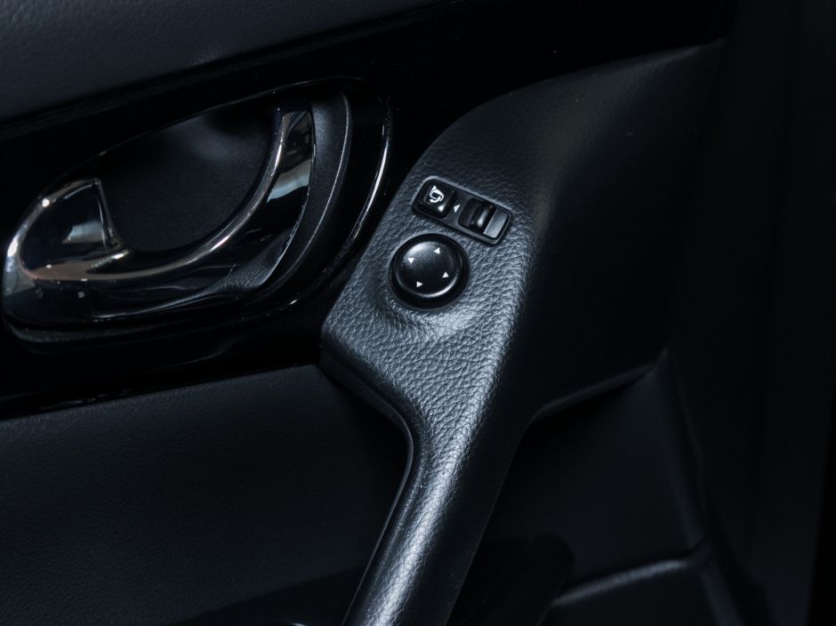 Nissan Qashqai, 2.0 л, Вариатор, 2014 фото 13