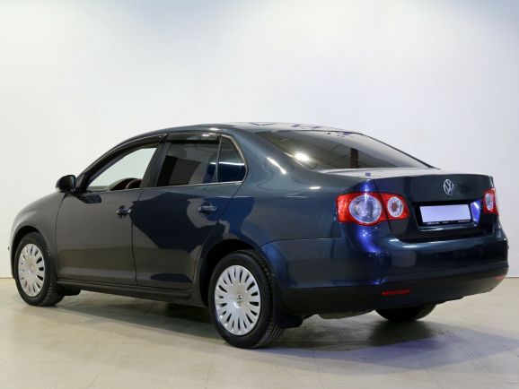 Volkswagen Jetta, 1.6 л, Робот, 2010 фото 6