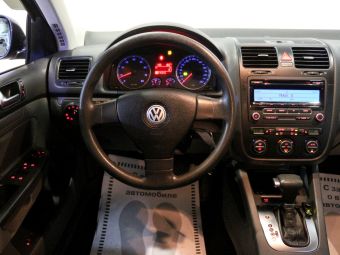 Volkswagen Jetta, 1.6 л, РКПП, 2010 фото 9