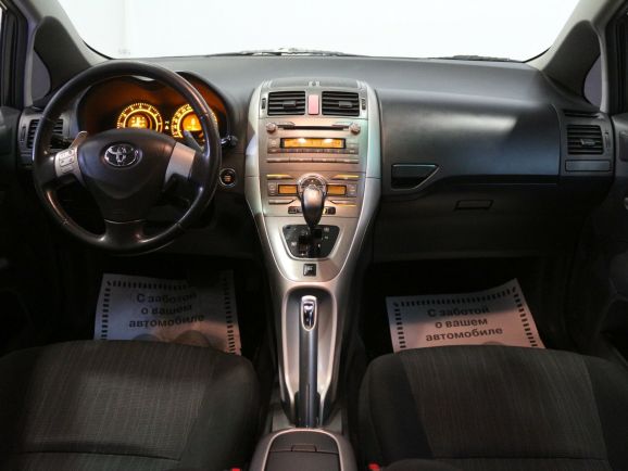 Toyota Auris, 1.6 л, Робот, 2007 фото 8