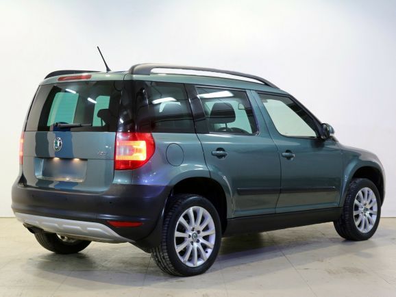 Skoda Yeti Ambition, 1.2 л, Робот, 2011 фото 5